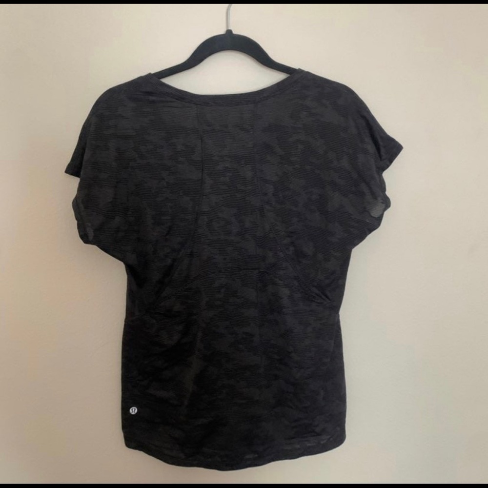 Lululemon Miles Ahead Black Camo Shirt